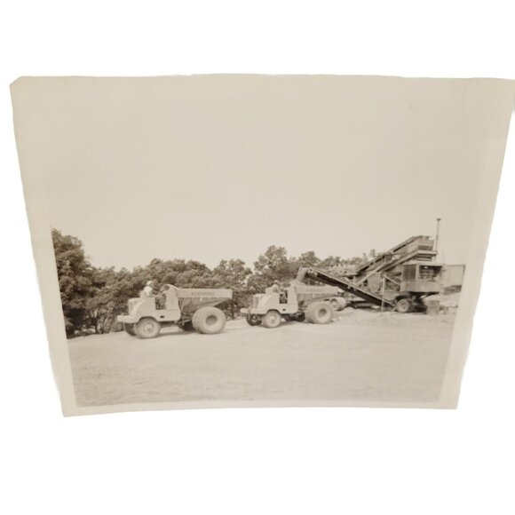 Vtg Koehring Equipment Black and White Photo Print Dump Trucks Gravel Machine - Picture 2 of 6